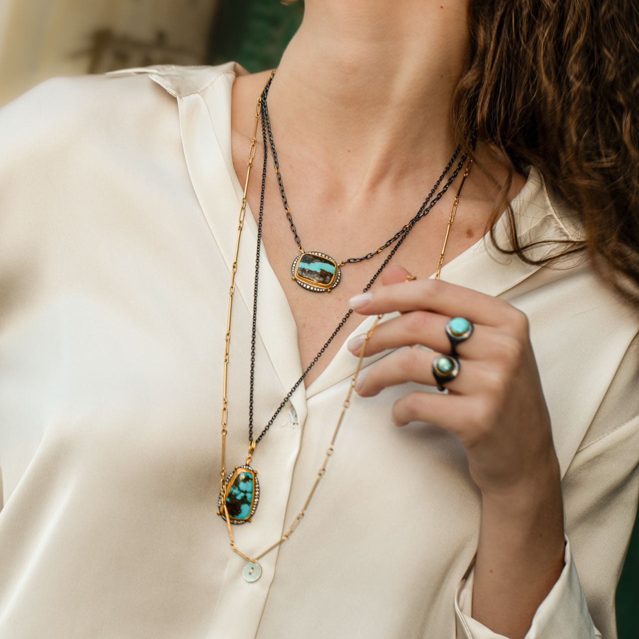 Lika Behar Jellybonbon Labradorite Signet Ring