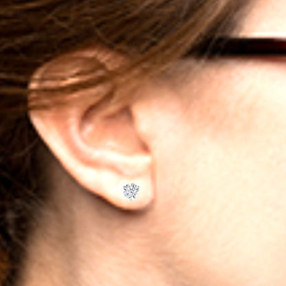 Round Diamond Stud Earrings