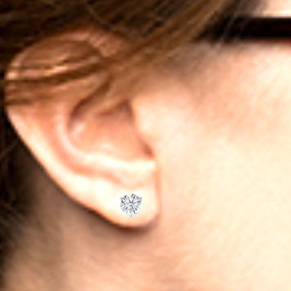 Round Diamond Stud Earrings