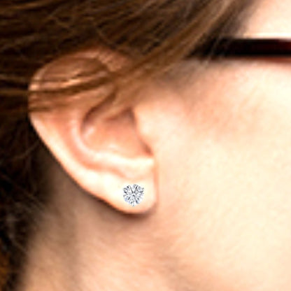 Round Diamond Stud Earrings
